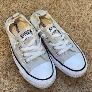Women’s US size 6 slip on gray converse